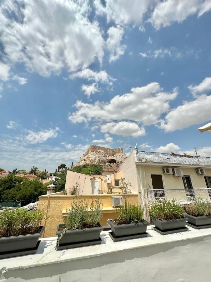 Step One | Luxury Suites Right In The Heart Of Acropolis Next To Metro Station Atenas Exterior foto